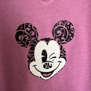 2 Layer matte/glitter design T-Shirt.